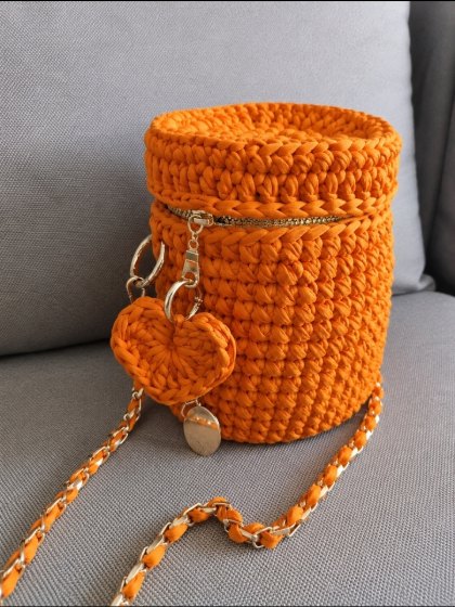 Crochet creation shared by Crochet by Justine 💖🧶👜 from Yaoundé